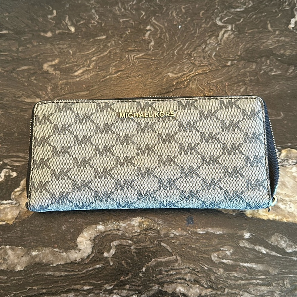 Michael Kors large wallet